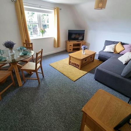Centrally Located Boscombe Beach Apart With Parking Bournemouth Buitenkant foto