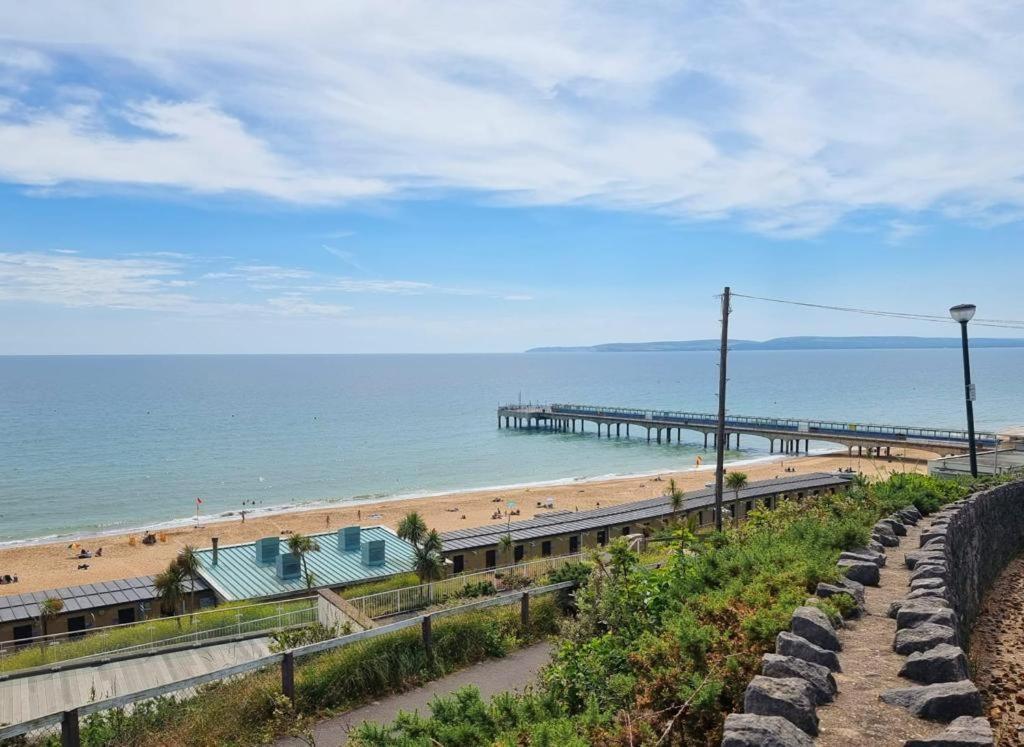 Centrally Located Boscombe Beach Apart With Parking Bournemouth Buitenkant foto
